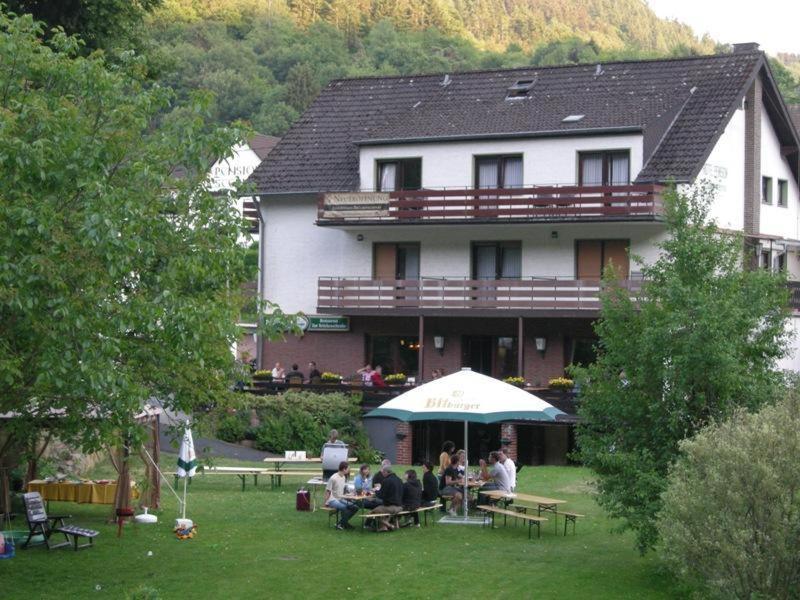 Fuchshofen Bed&Breakfast Eifelpension Brueckenschenke المظهر الخارجي الصورة